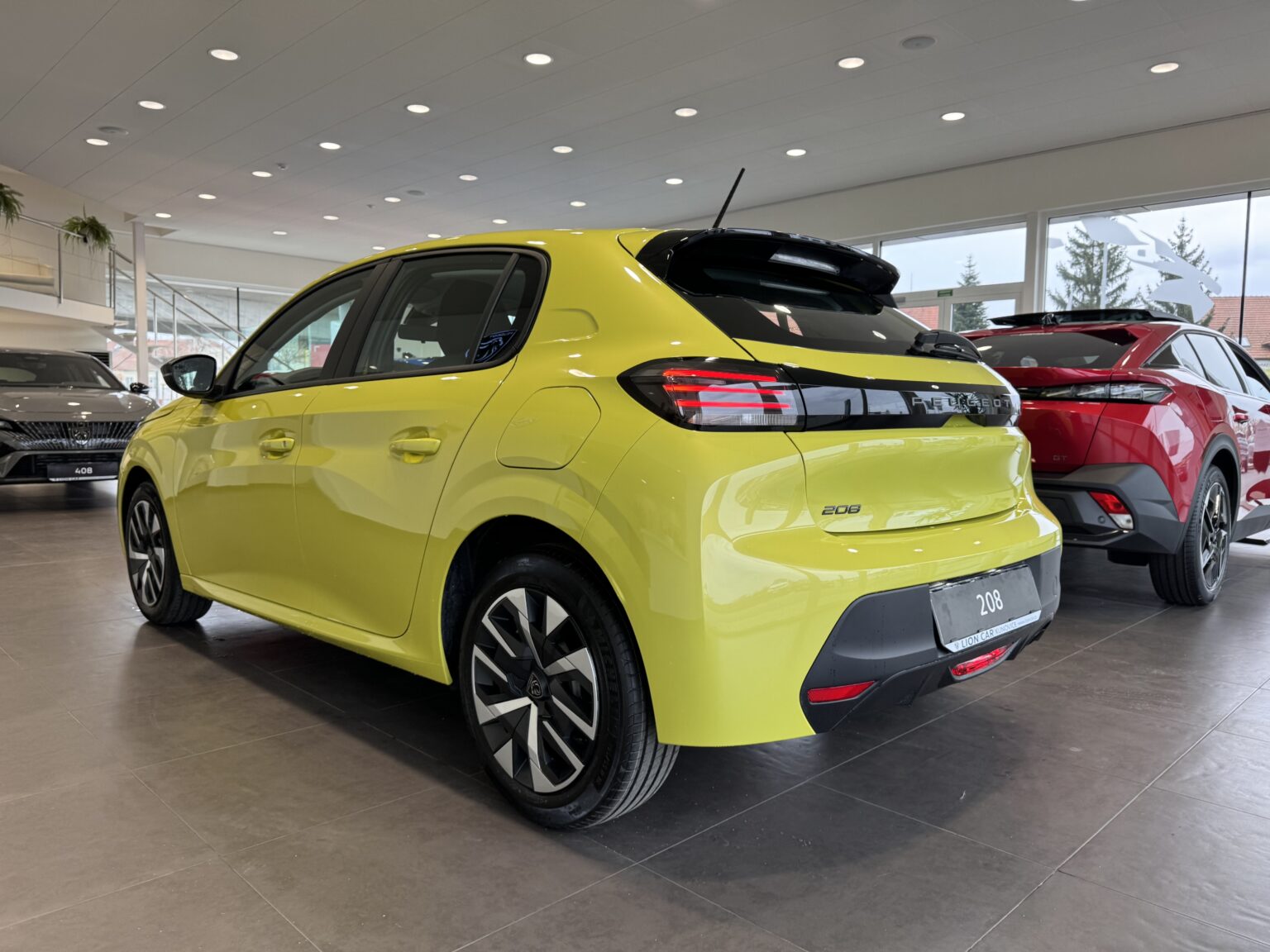 Peugeot 208 1,2 74 kW manuál, Česko — foto 8 z 51
