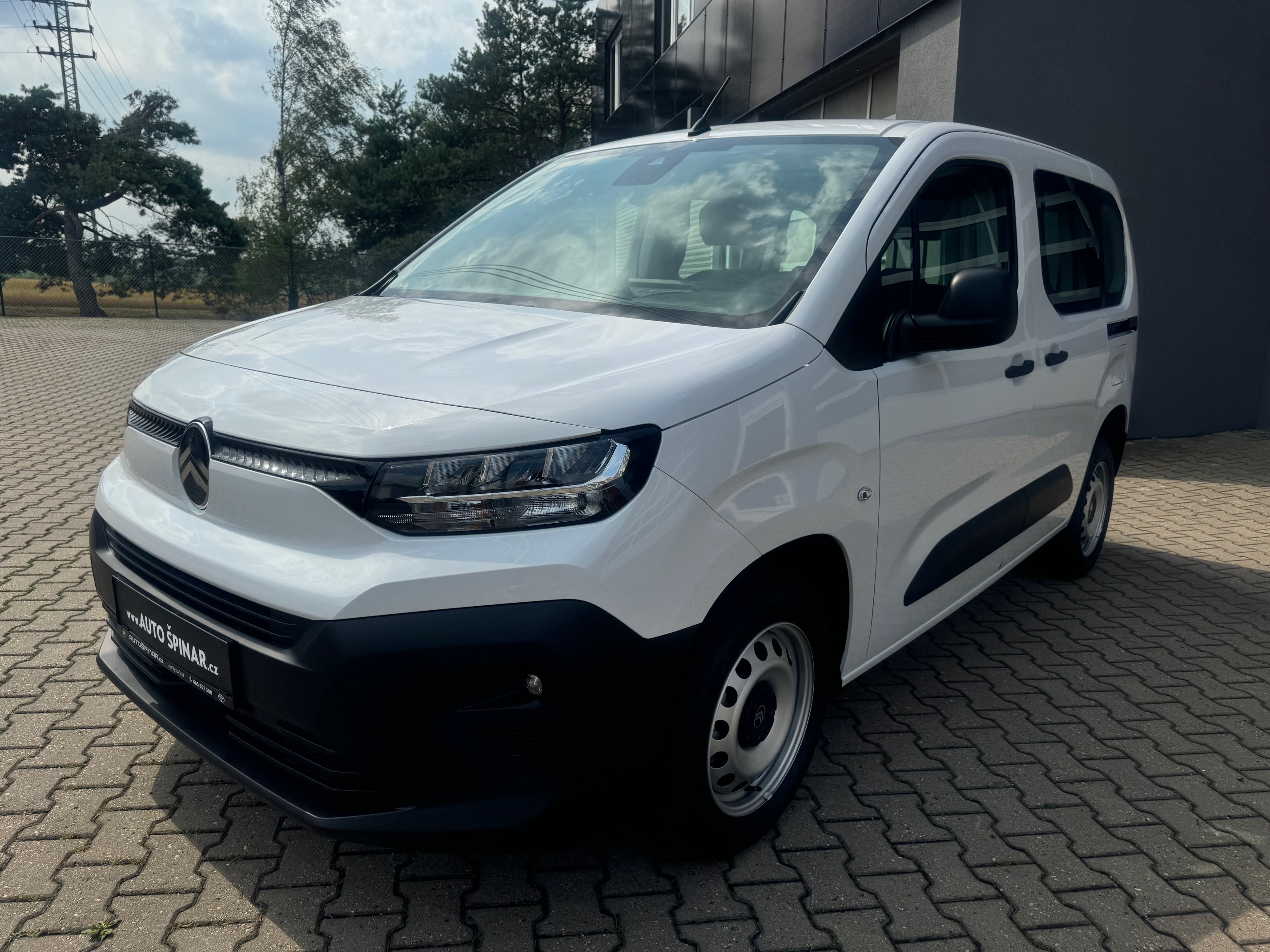 Citroen 1,2 81 kW manuál, Česko — foto 5 z 24