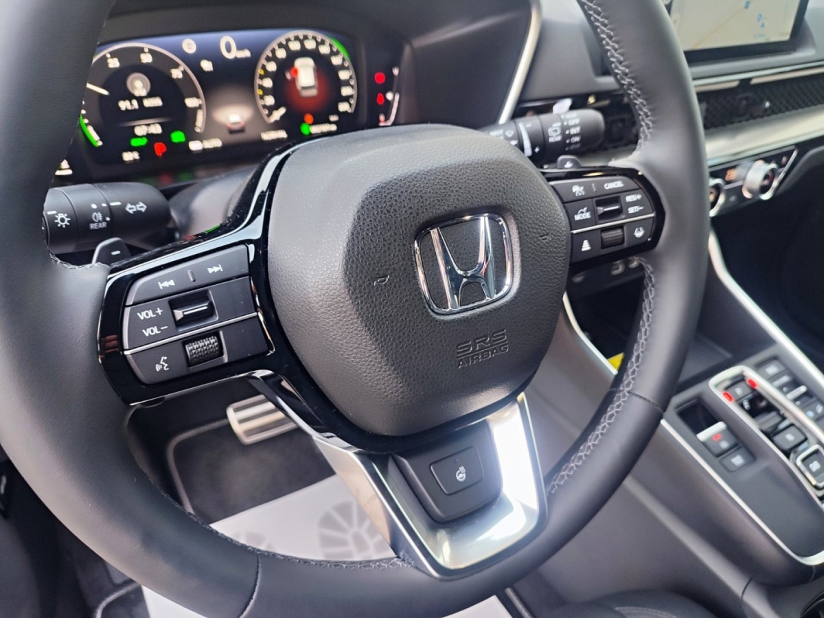 Honda n26 phev, Česko — foto 15 z 43