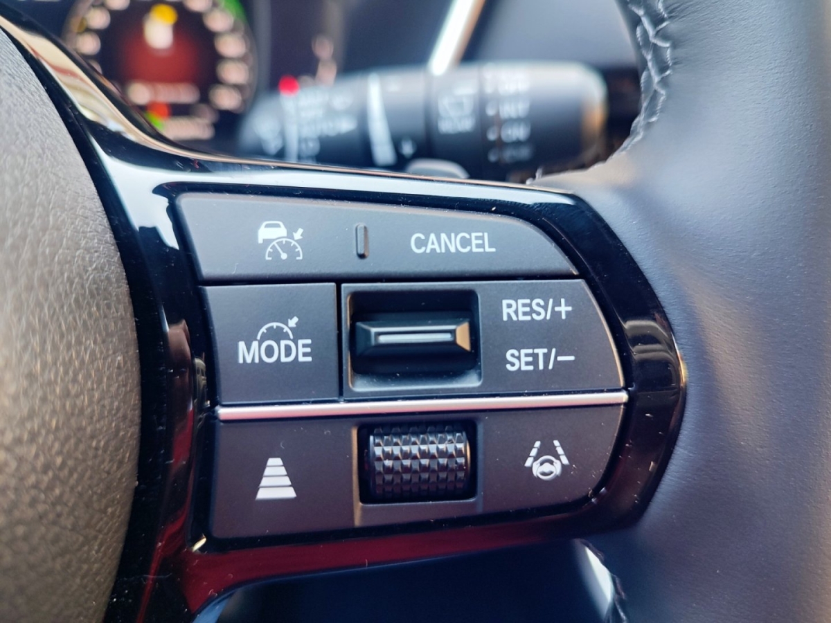 Honda n26 phev, Česko — foto 16 z 43