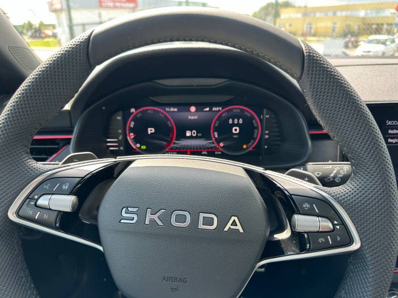 Stav automatic, 100 000 km, Česko — foto 8 z 12