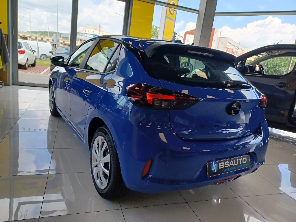 Opel Corsa 74 kW manuál, Česko — foto 5 z 23
