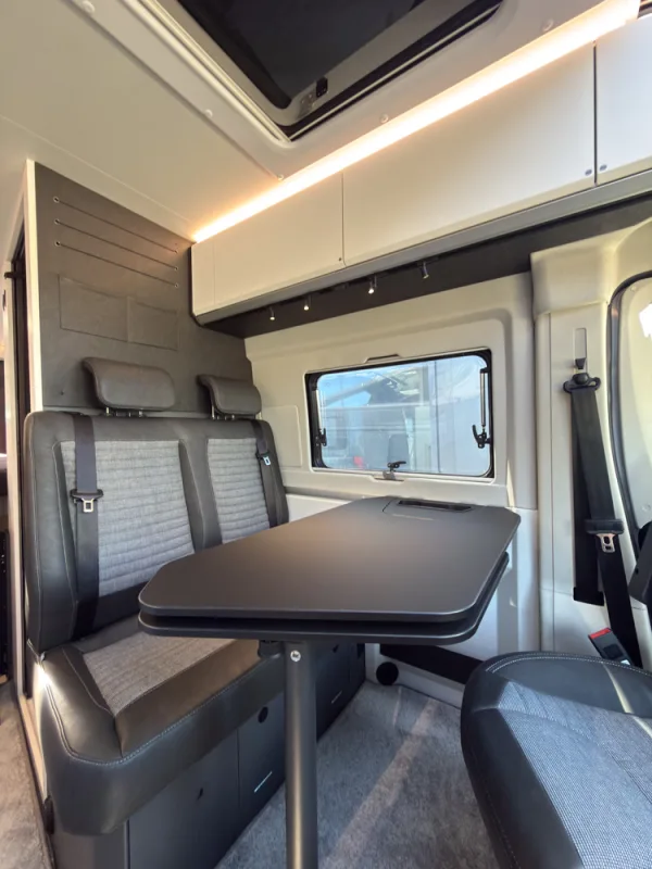 Skladovy Vuz Twin Supreme automat rok 2026, Česko — foto 11 z 28
