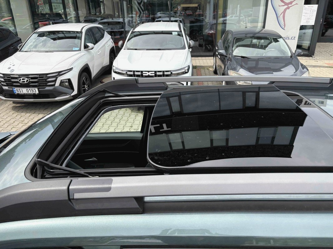 Bigster 1,2 103 kW automatic, 10 km, Česko — foto 8 z 9