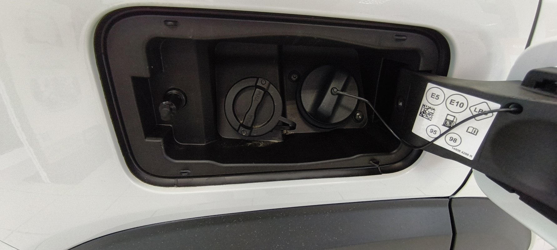 Duster 1,2 90 kW, 10 km, Česko — foto 10 z 10