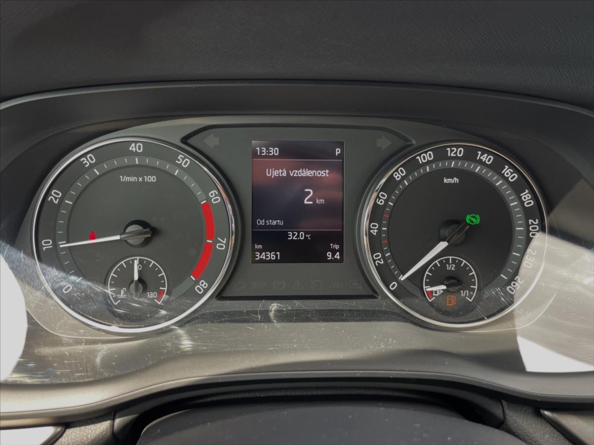 Škoda Octavia automatic, 34 361 km, Česko — foto 11 z 55