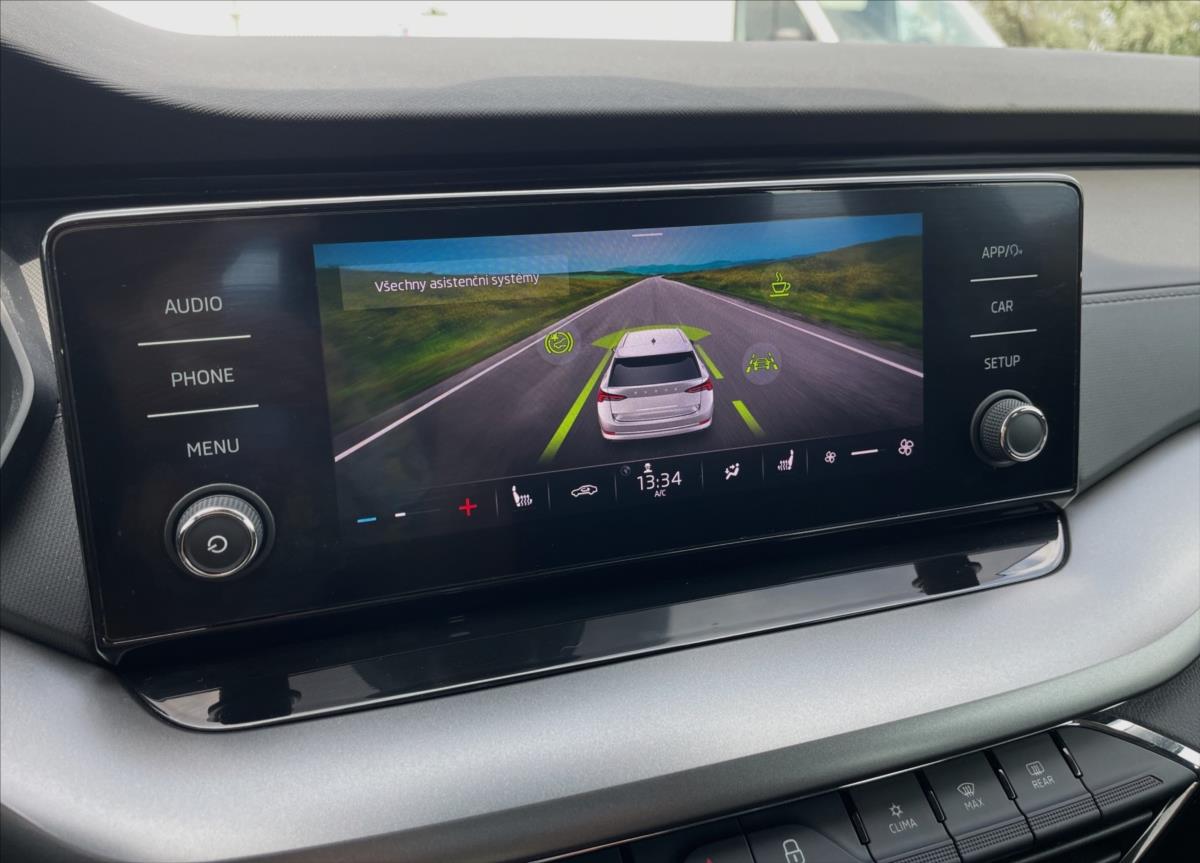 Škoda Octavia automatic, 34 361 km, Česko — foto 14 z 55