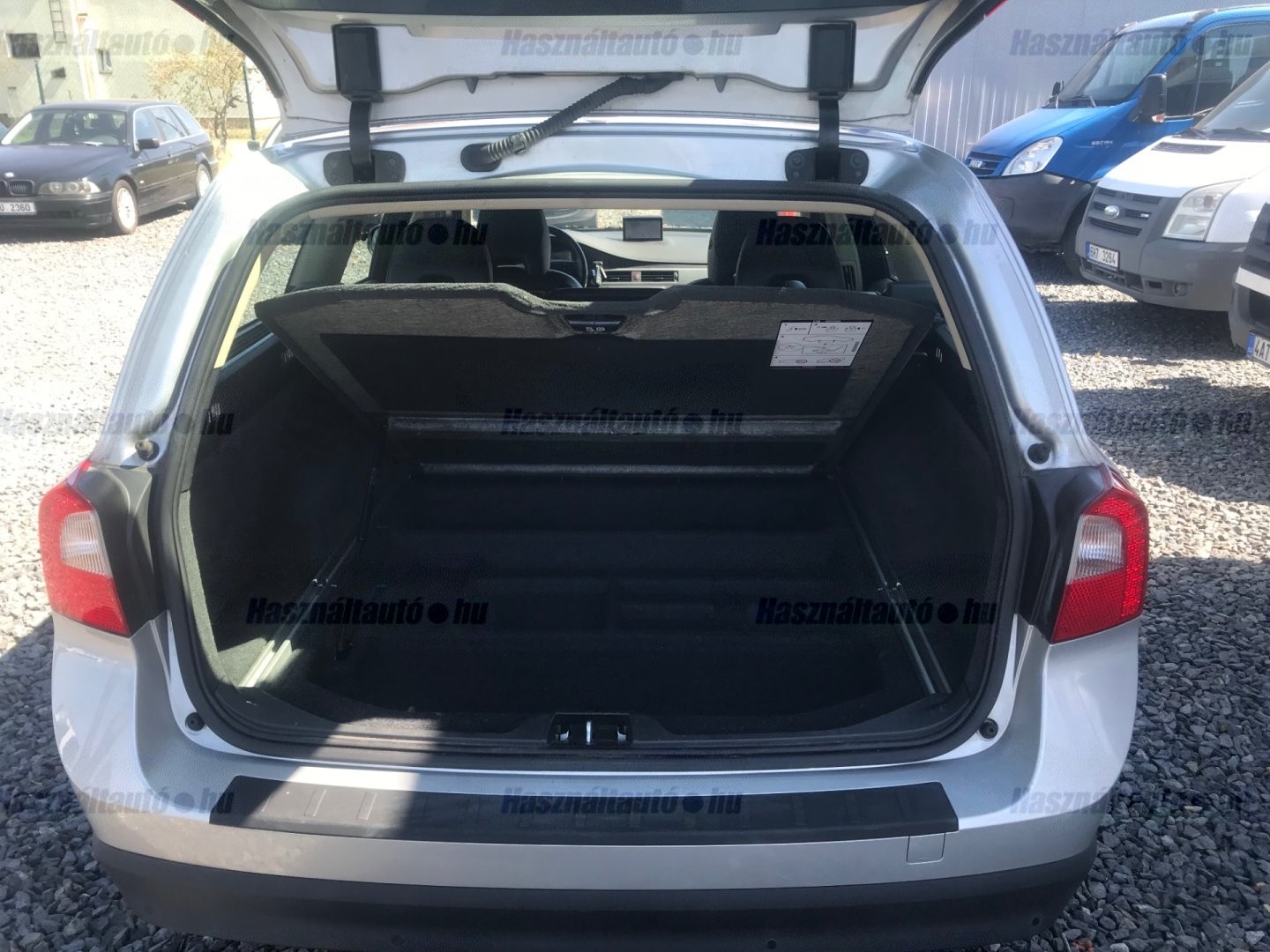 Volvo v70 100 kw, Česko — foto 16 z 16