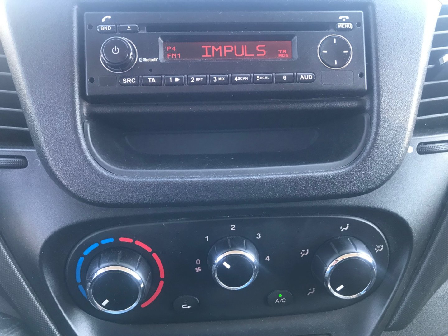 Iveco Daily 2 93 kw automat, Česko — foto 14 z 14