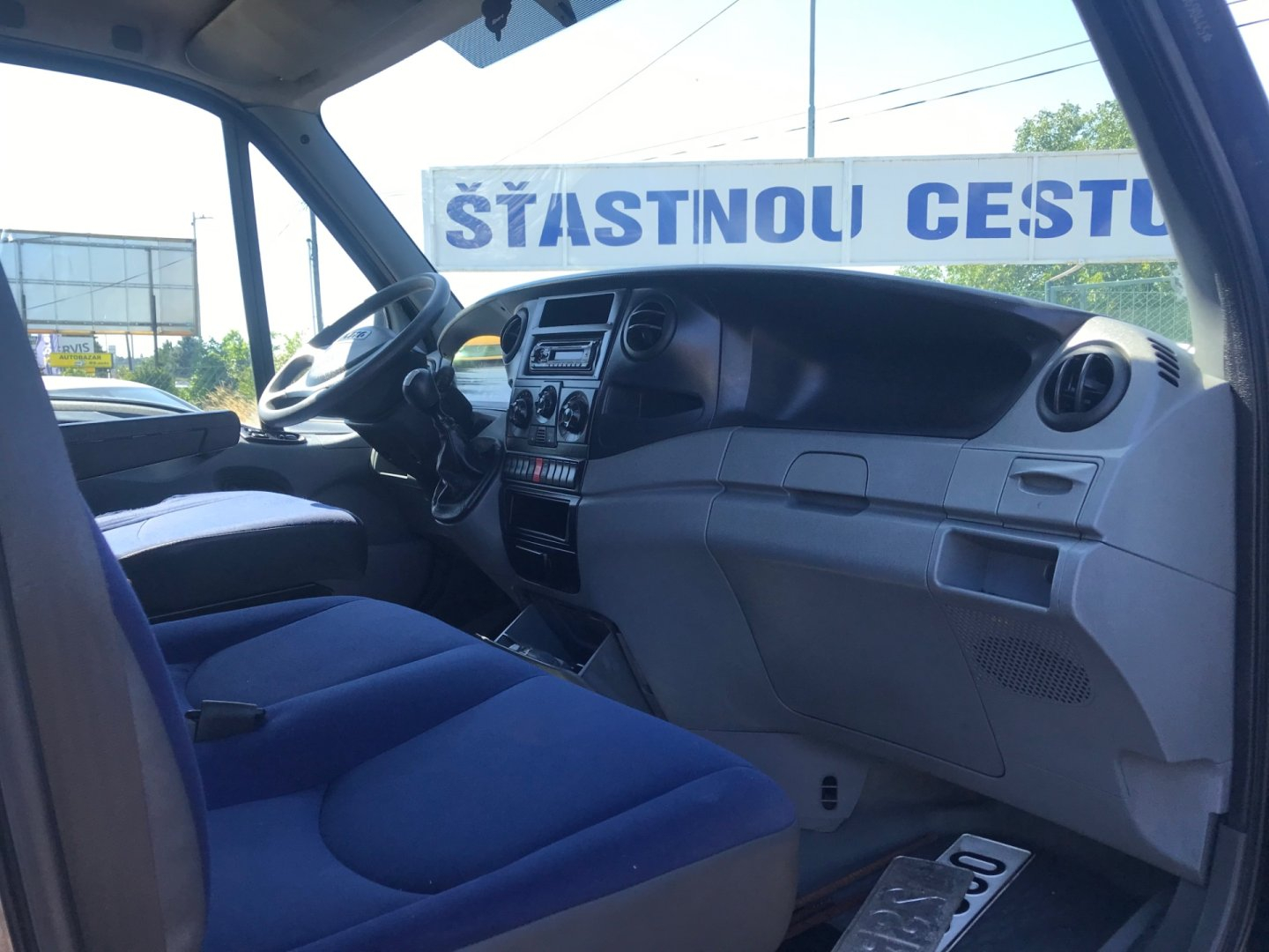 Iveco Daily 2 automatic, Česko — foto 13 z 16