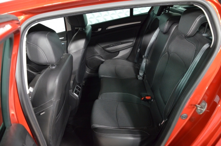 Renault Megane phev automat, Česko — foto 16 z 59