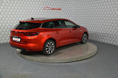 Renault Megane phev automat, Česko — foto 6 z 59