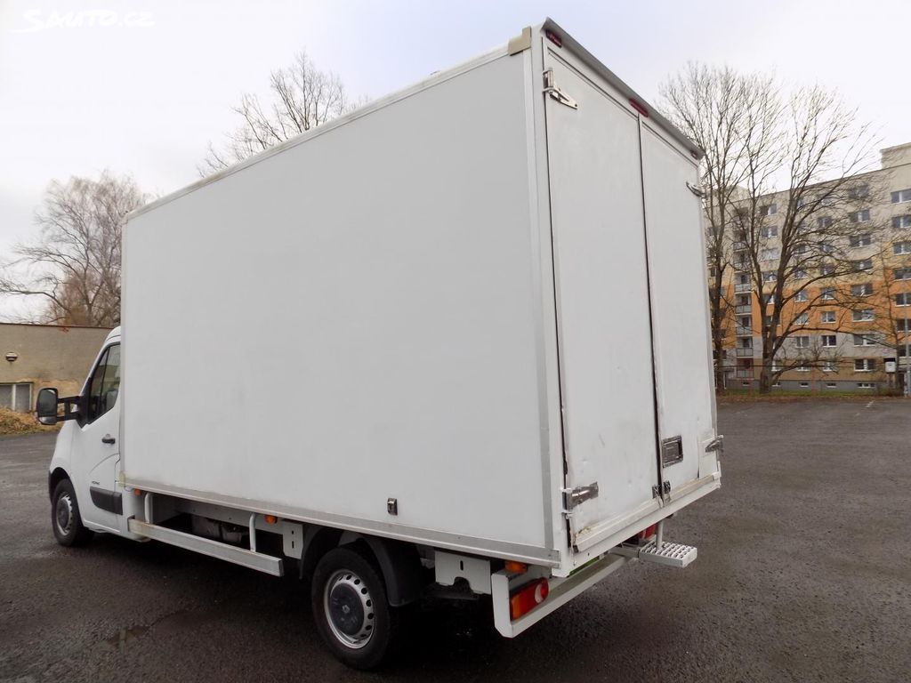Renault Master 23 2.3 92kw manual rok 2012, 136 200 km, Česko — foto 5 z 38