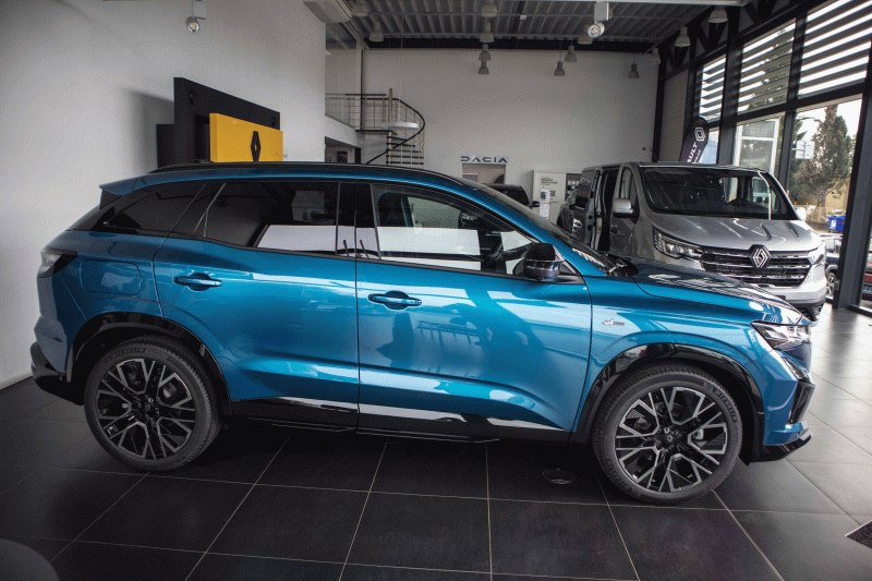 Alpine Austral Esprit 1,2 146 kW automatic, 3 km, Česko — foto 10 z 60