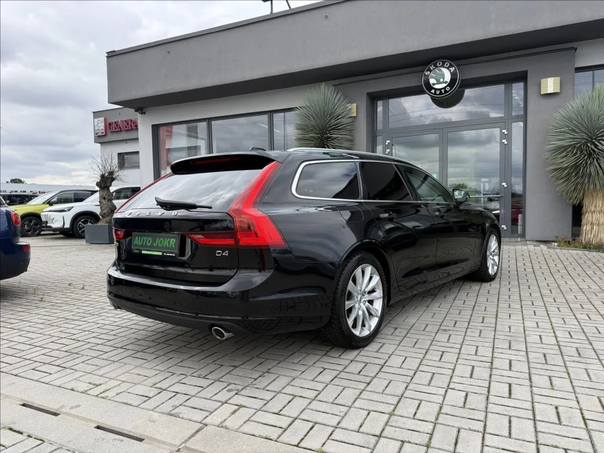 Volvo 2.0d 140 kW rok 2011, Česko — foto 6 z 39