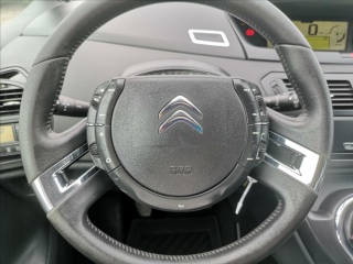 Citroen c4 1,6 rok 2011, 129 000 km, Česko — foto 4 z 59