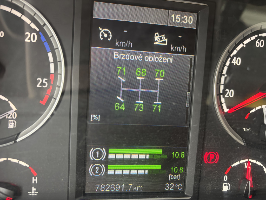 Cz Scania R 427 kW rok 2015, 782 000 km, Česko — foto 4 z 33