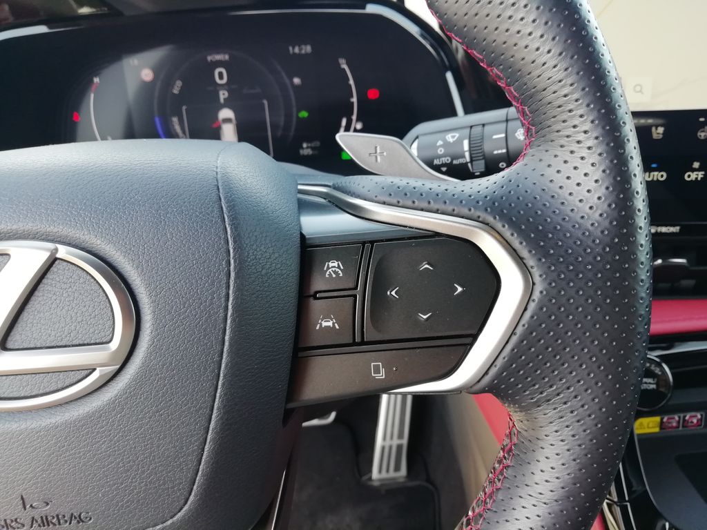 Lexus Nx 350h 2,5 140 kW automat, Česko — foto 7 z 26