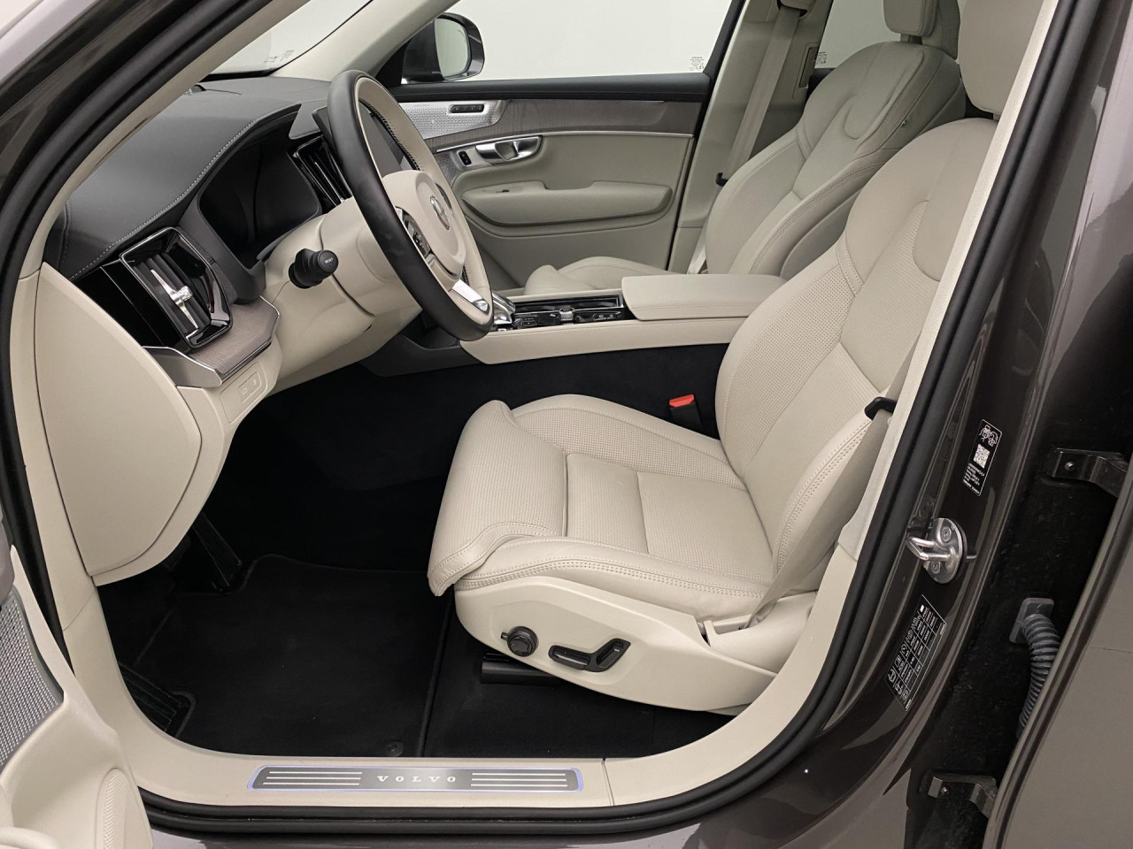 Volvo xc90 AWD 2,0 335 kW automat, Česko — foto 12 z 60