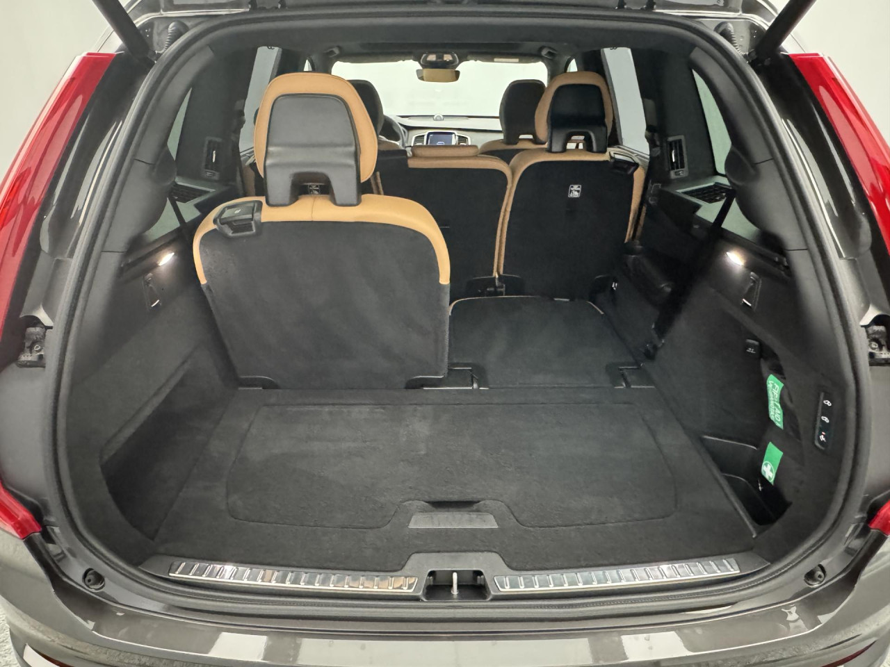 Volvo xc90 AWD 2,0 228 kW automat, Česko — foto 14 z 60
