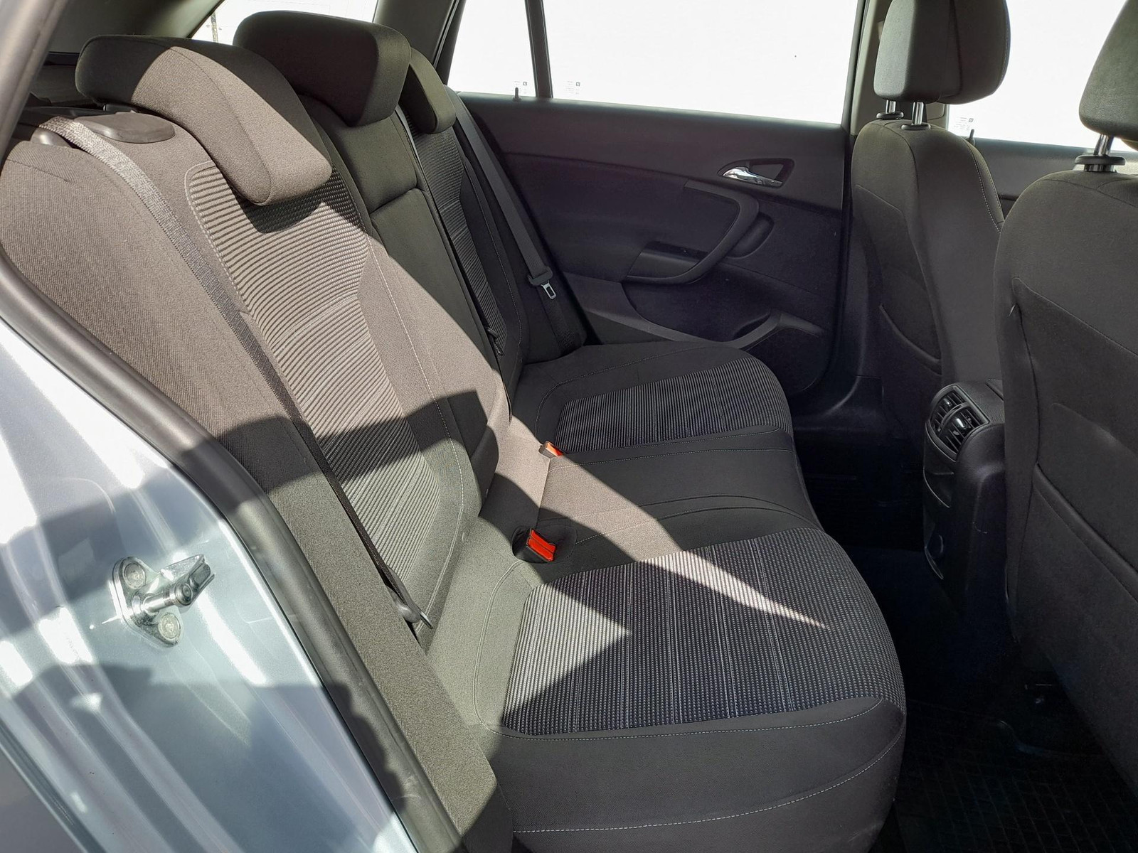 Opel Insignia, 185 914 km, Česko — foto 3 z 11
