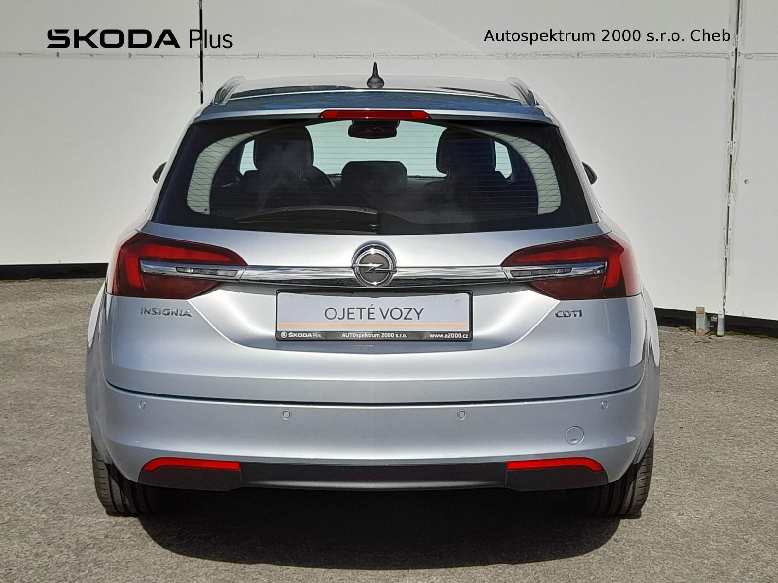 Opel Insignia, 185 914 km, Česko — foto 7 z 11
