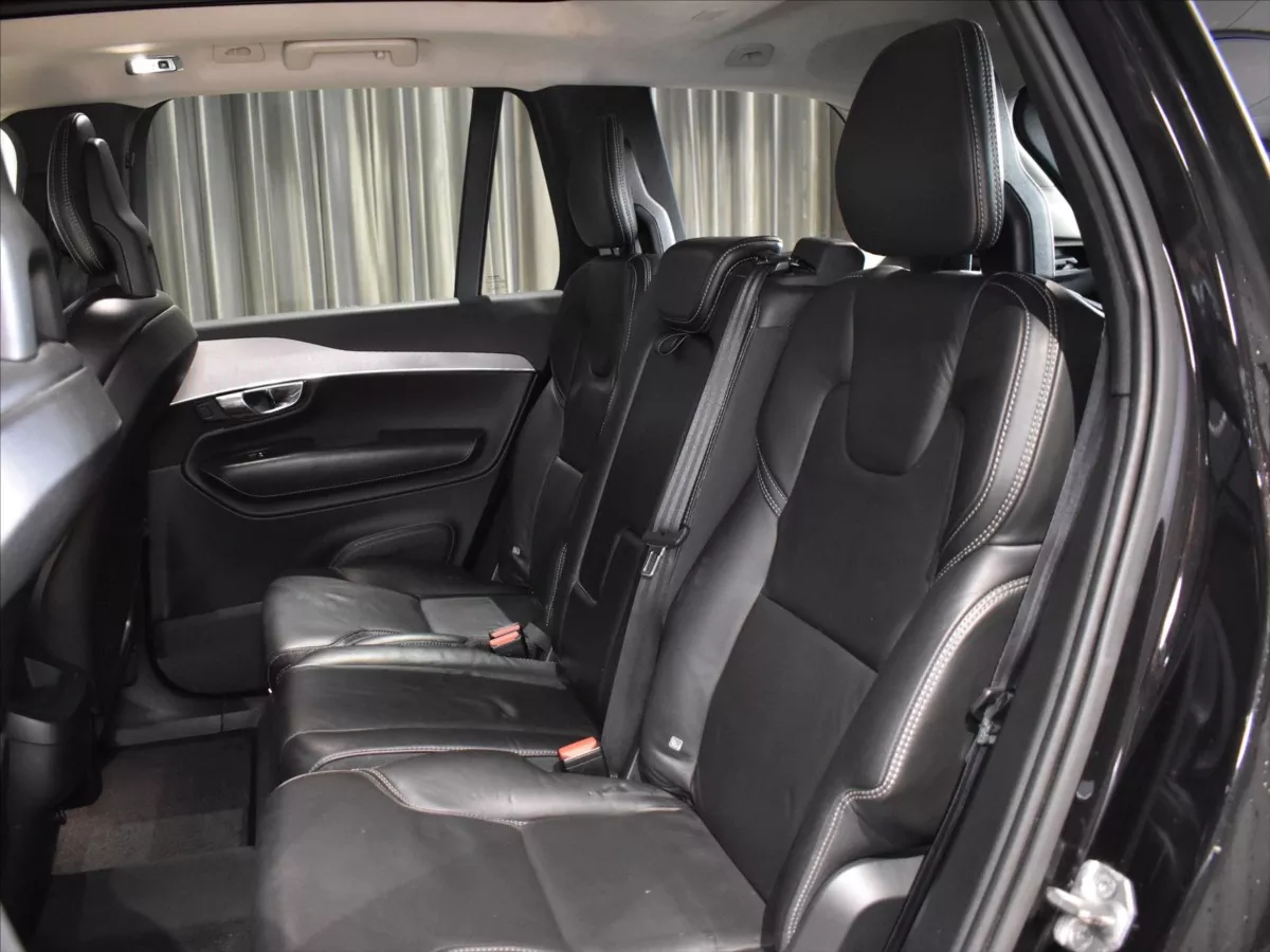 Volvo XC90 AWD 2.0d 2,0 D 165 kW automat rok 2016, 123 647 km, Česko — foto 9 z 35