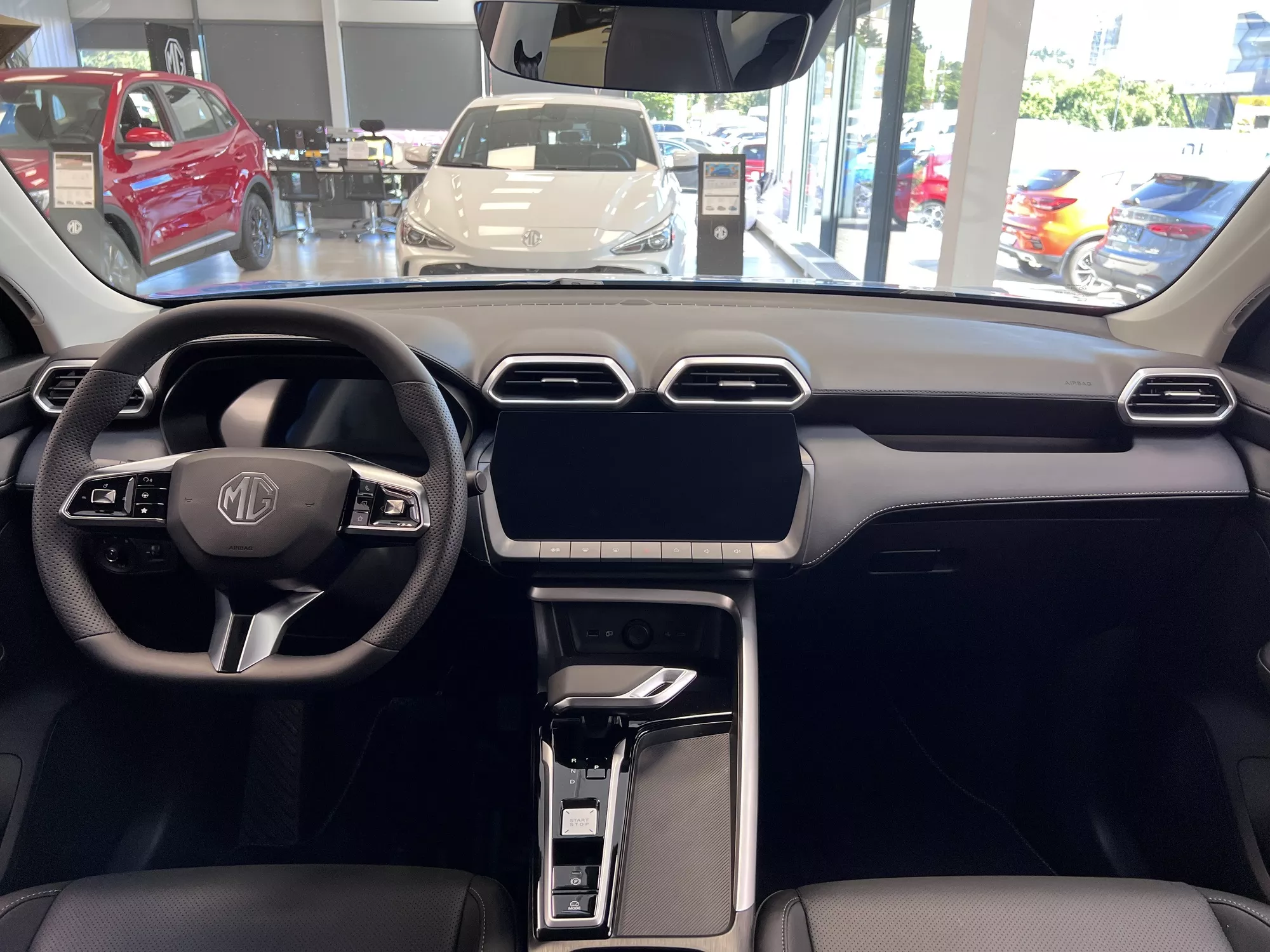 MG Zs Hev At 1.5 75 kW automat, Česko — foto 4 z 22
