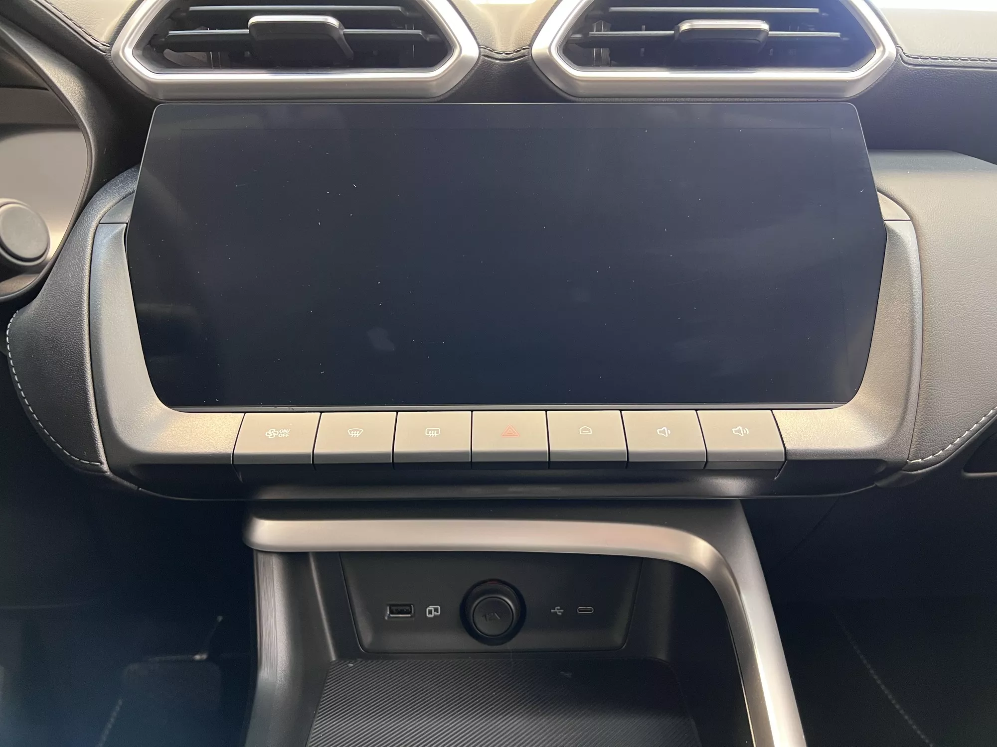 MG Zs Hev At 1.5 75 kW automat, Česko — foto 6 z 22