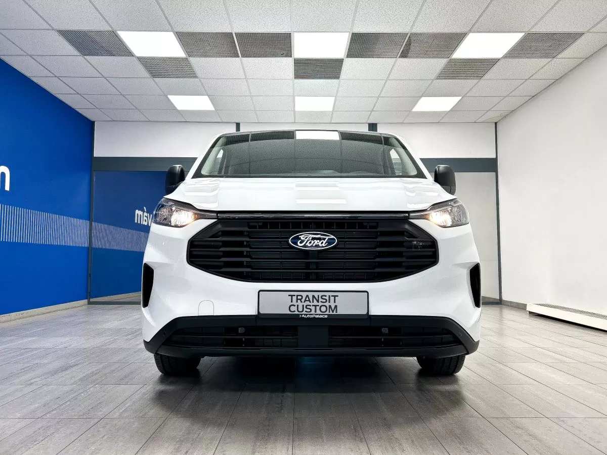 Ford 320 2.0 110kW 2,0 110 kW manuál, Česko — foto 2 z 37