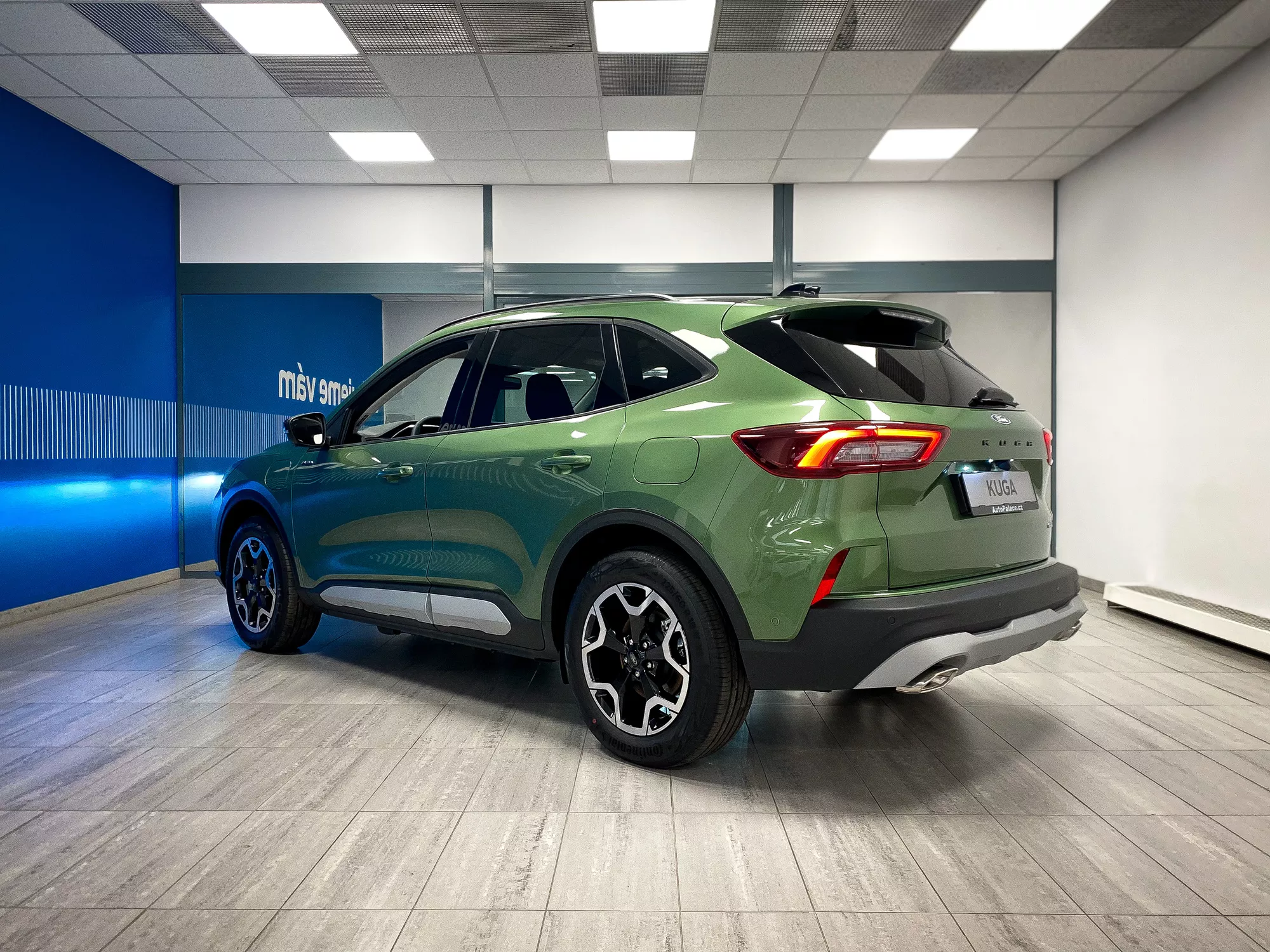 Ford Kuga Active AWD 2.5 D 134 kW 2,5 automat, Česko — foto 3 z 31