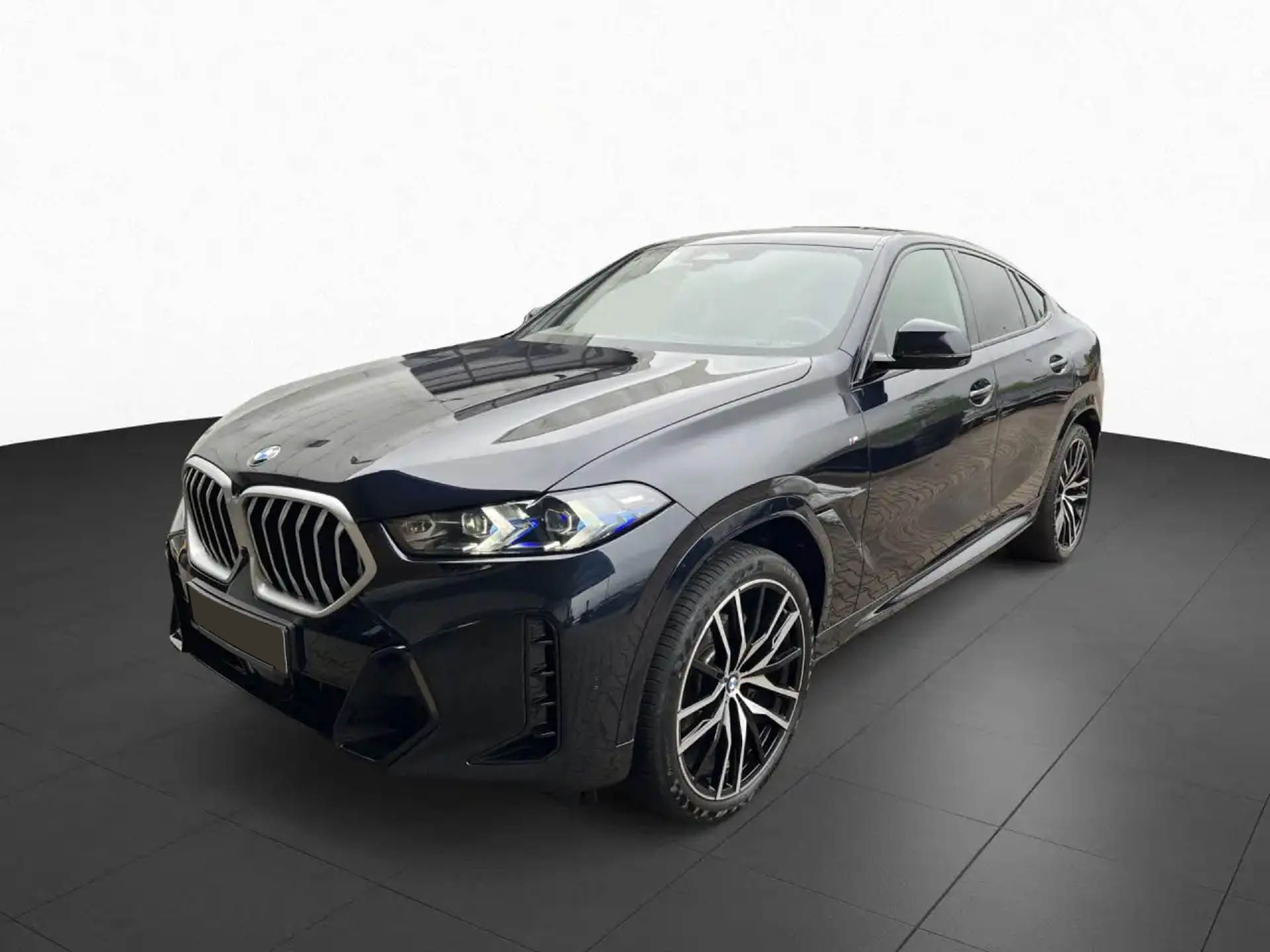 BMW x6 rok 2025, Česko — foto 3 z 4