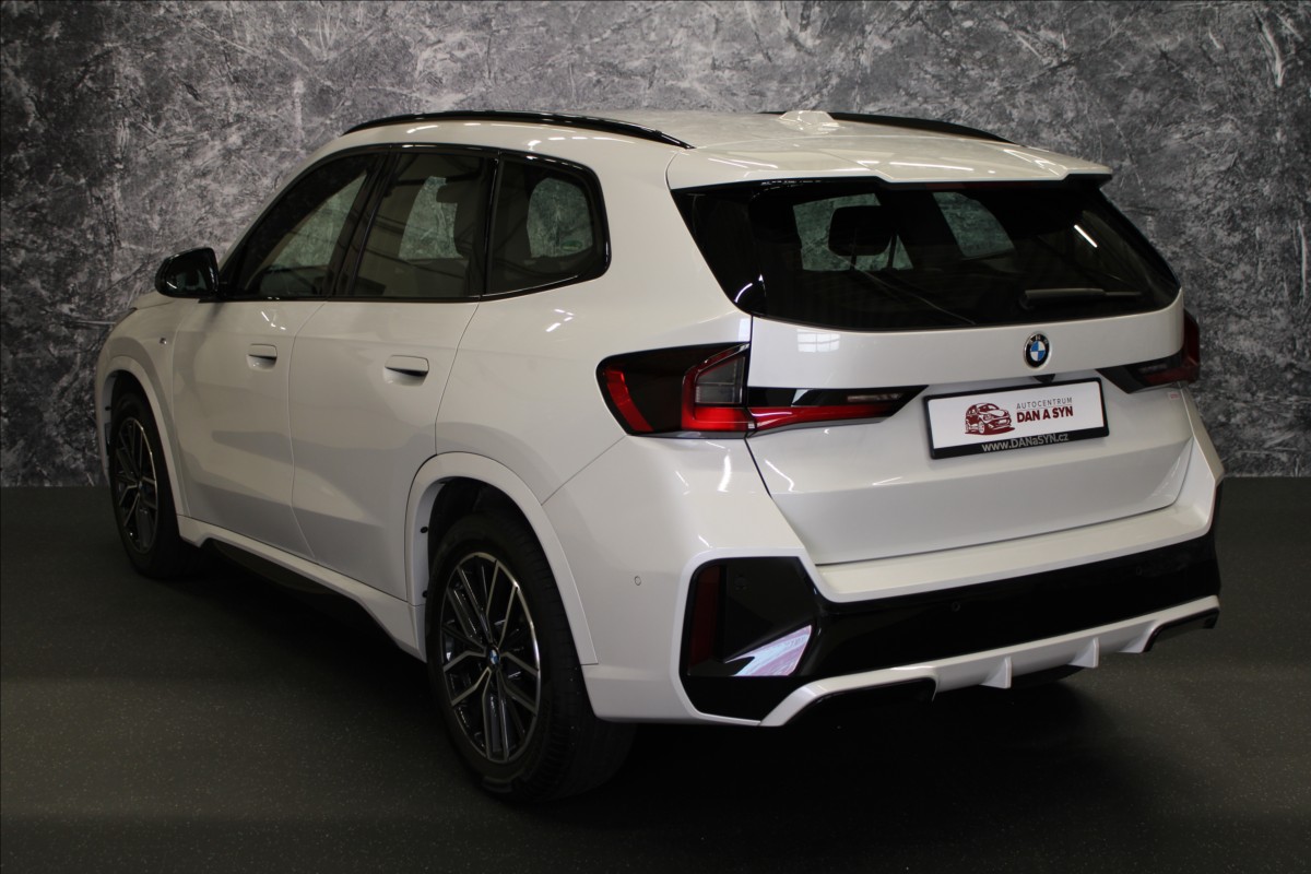 BMW x1 xDrive 145 kw automat, Česko — foto 4 z 32
