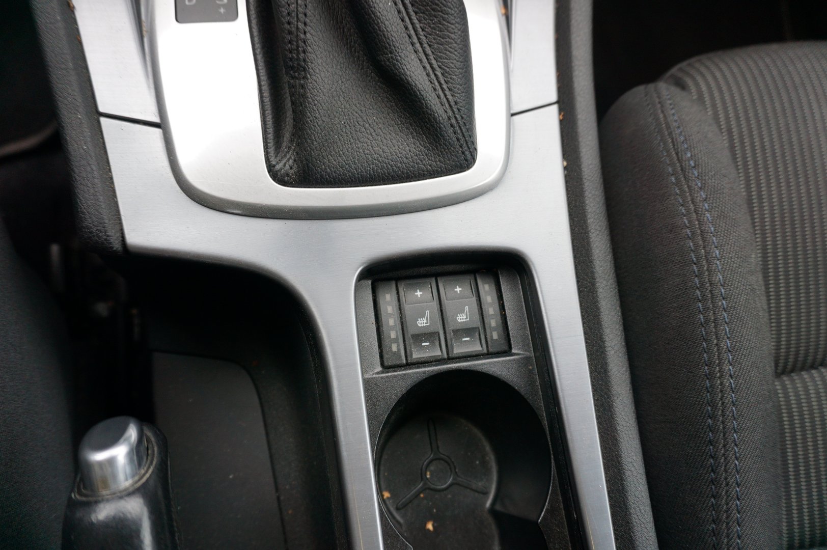 Ford automatic rok 2011, 171 000 km, Česko — foto 15 z 37