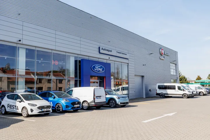Ford Transit Custom 2 110kw manuál rok 2026, Česko — foto 2 z 2