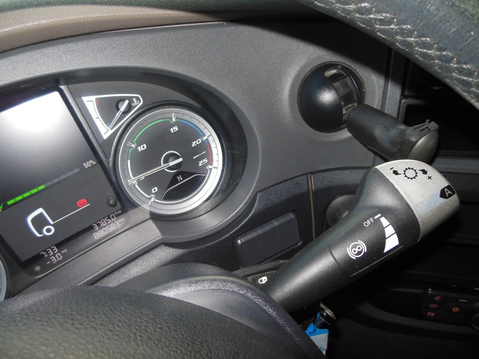 DAF Xf 355 kW, 880 538 km, Česko — foto 16 z 34