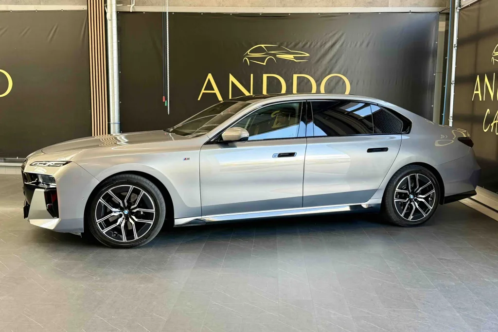 BMW 250 kW rok 2022, 152 900 km, Polsko — foto 4 z 4