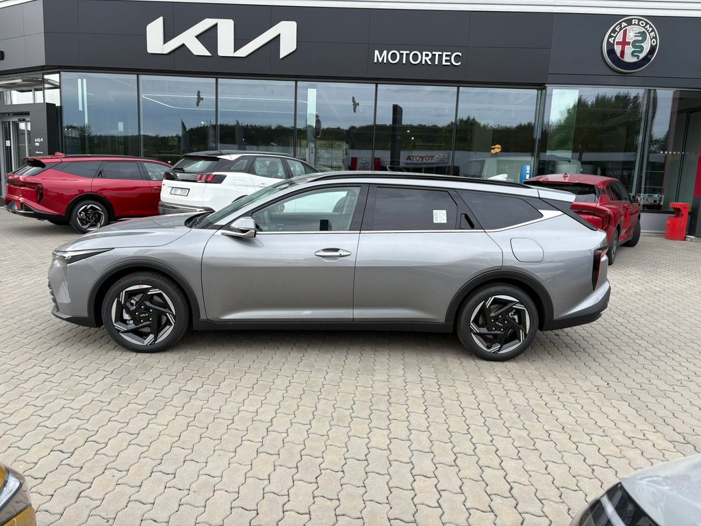 Kia k4 1.6 T-GDI 1,6 7DCT 132 KW, 5 000 km, Česko — foto 3 z 30
