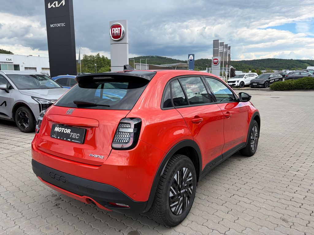 Fiat 600 1.2 t MHEV automat, 22 000 km, Česko — foto 3 z 16