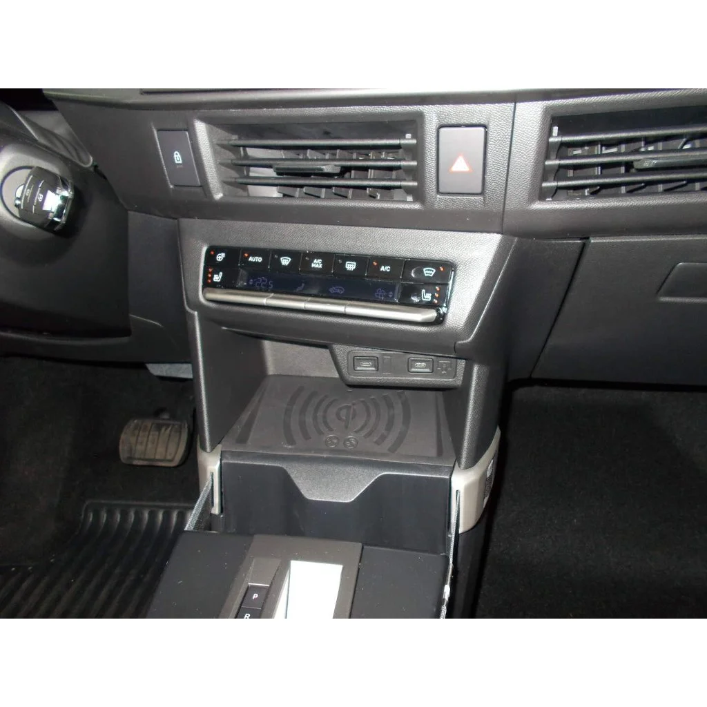 Opel Frontera Edition Hybrid 1.2 t 81kw, 60 000 km, Česko — foto 10 z 24