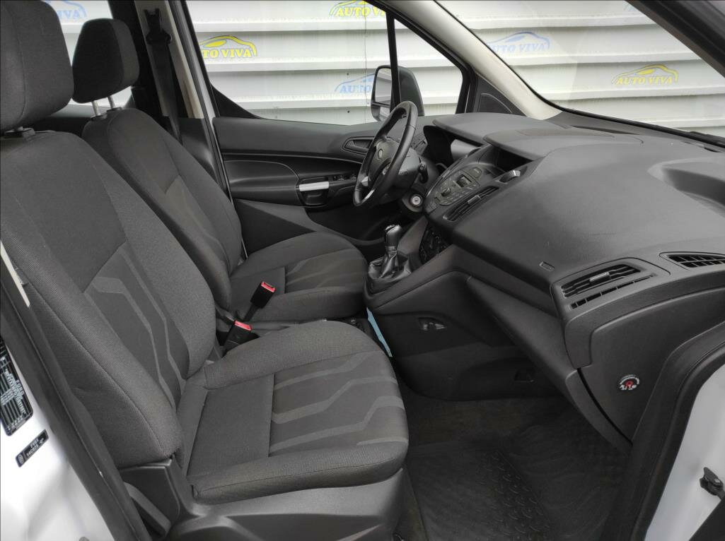 Ford Tourneo Connect 1 1.5 TD 74 kW manual rok 2021, 125 100 km, Česko — foto 13 z 28