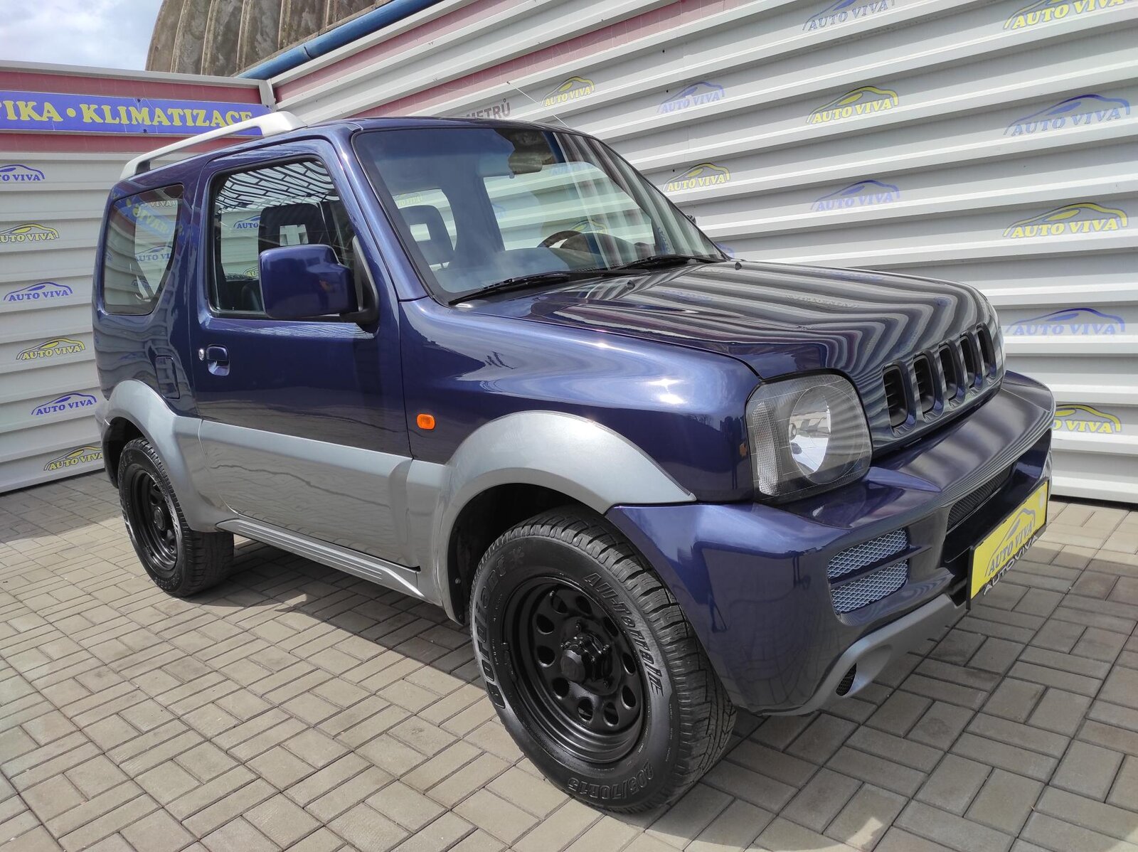 Suzuki Jimny 1 4x4 1.3i 62kw manual rok 2017, 99 600 km, Česko — foto 9 z 32