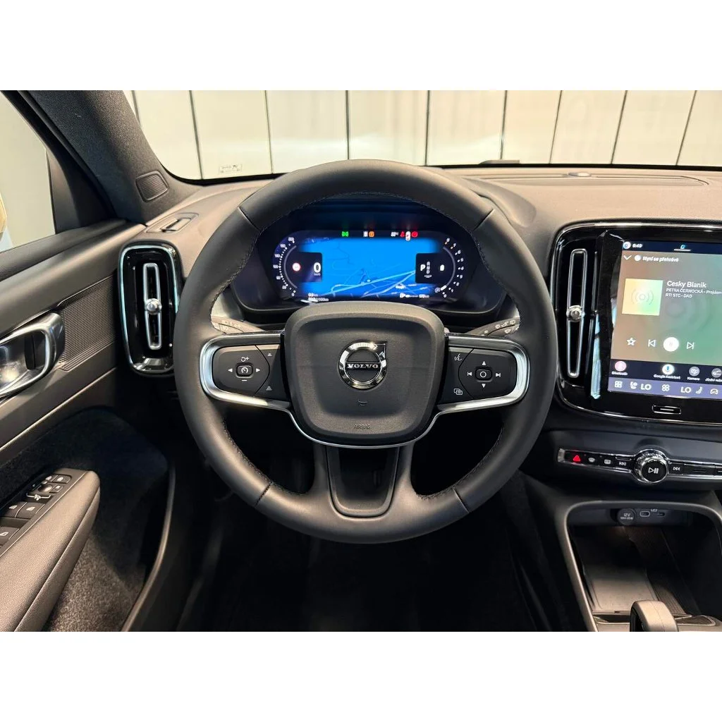 Volvo xc40 2.0, Česko — foto 8 z 27