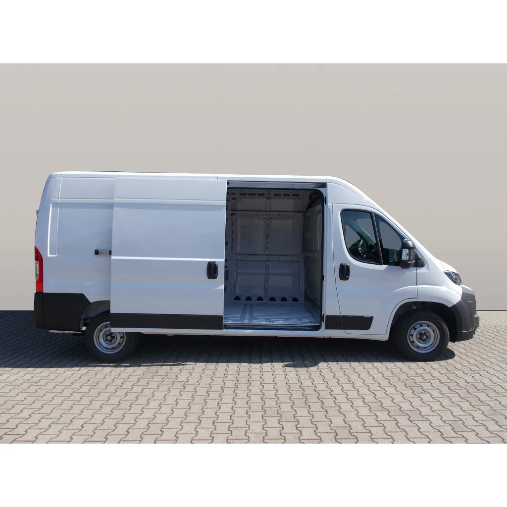 Opel Movano 2.2 CDTi, Česko — foto 7 z 37
