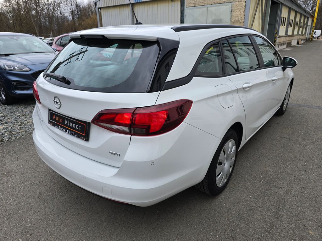 Opel Astra Enjoy Digiklima 1.6 CDTi 81kw manual rok 2018, 107 650 km, Česko — foto 4 z 60