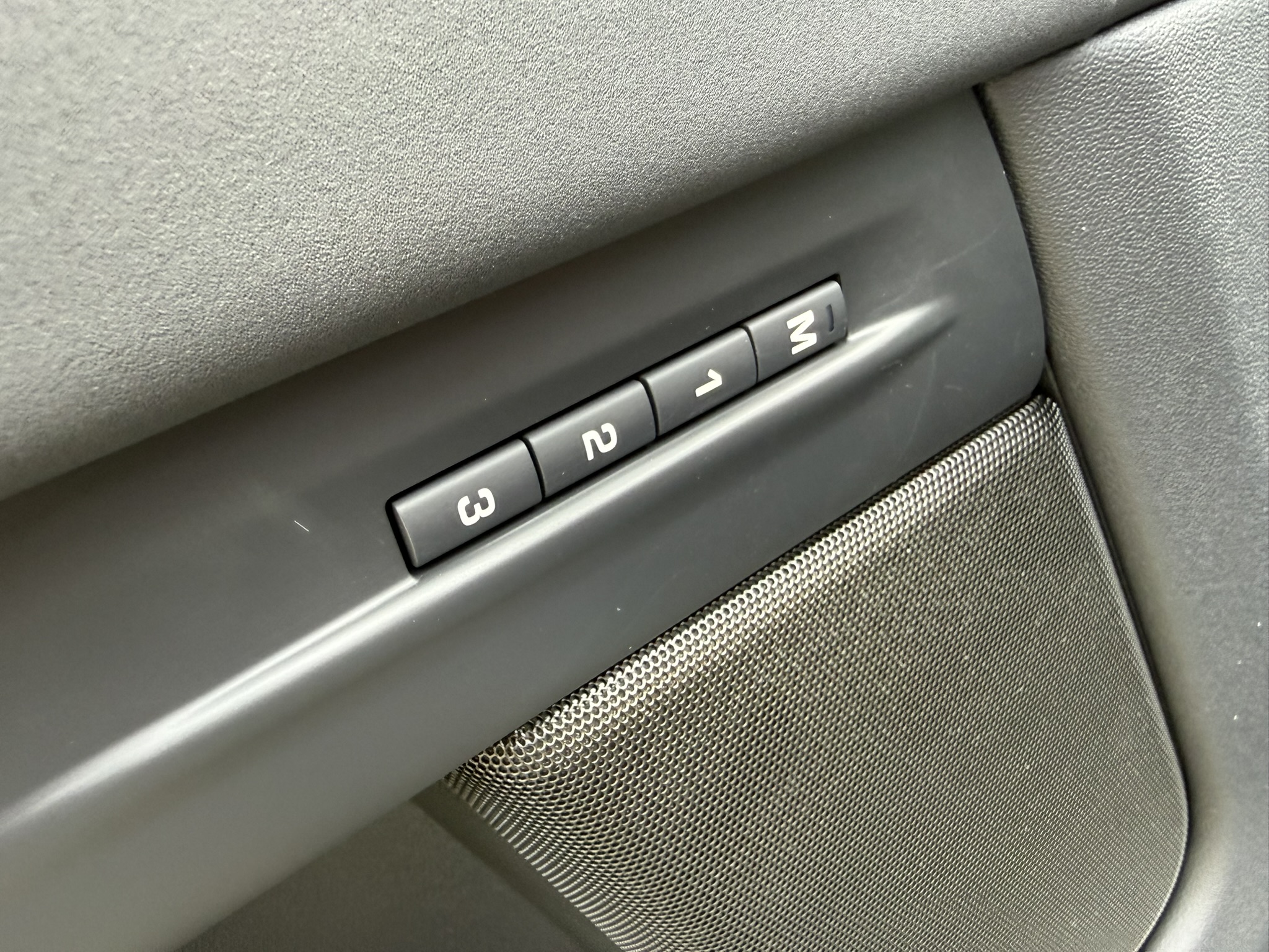 Rover Range Evoque 2.0d automat, Česko — foto 11 z 60