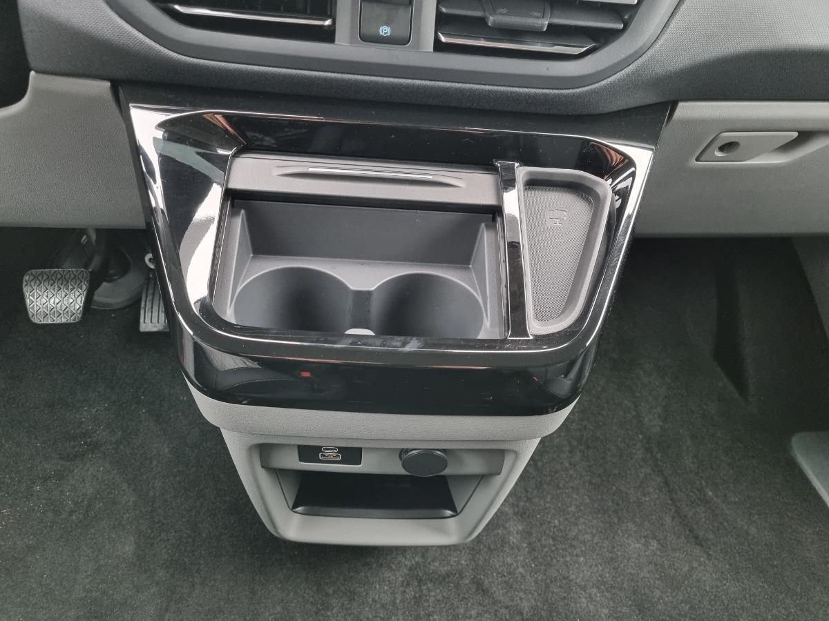 Ford Od Ręki 2.5 PHEV 232 CVT 87 kW, 232 km, Polsko — foto 4 z 60