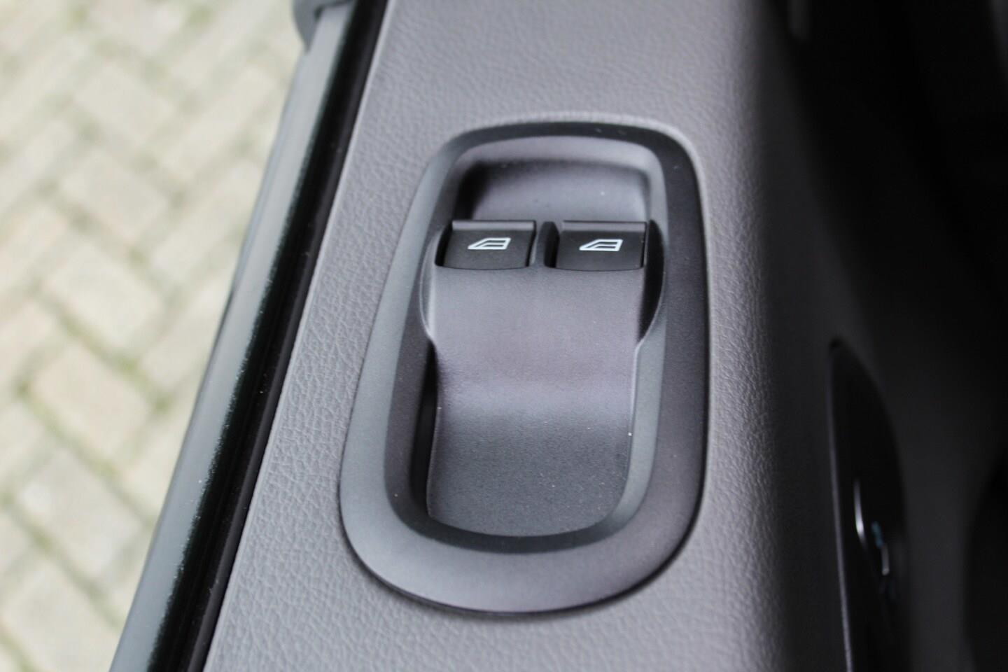 Ford Transit 96 kW automat, 2 130 km, Polsko — foto 10 z 60
