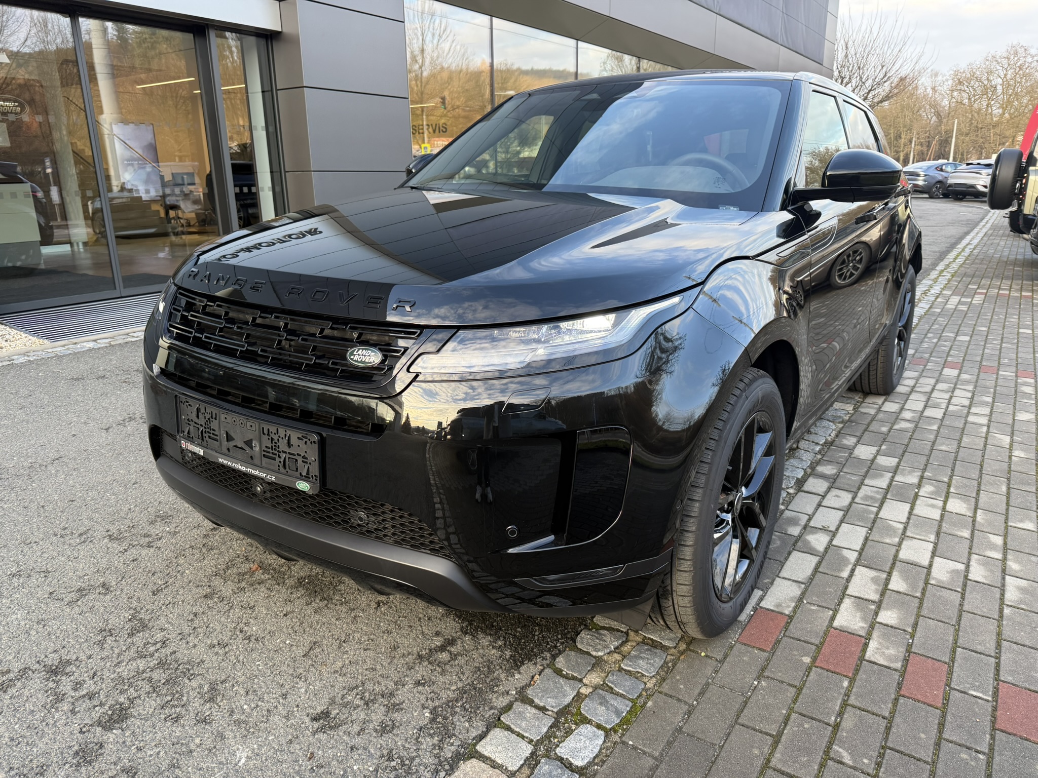 Rover Range Evoque 2.0d automat, 2 500 km, Česko — foto 3 z 60