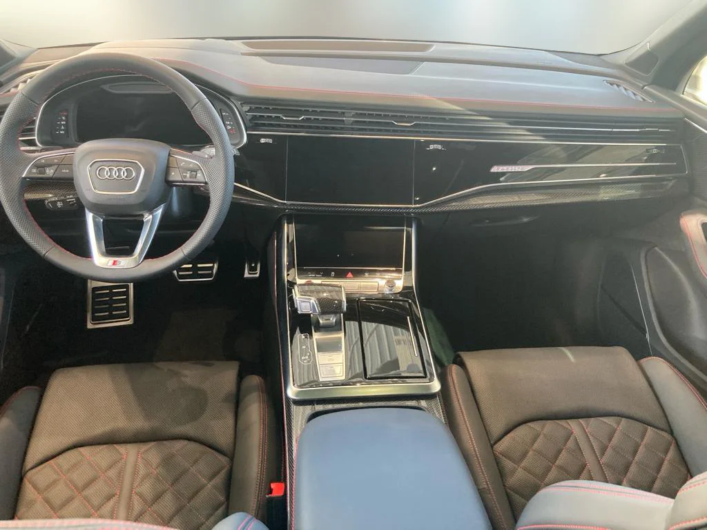 Audi sq7 quattro TFSI, Česko — foto 6 z 22
